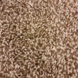 Meet your Posher, Tia